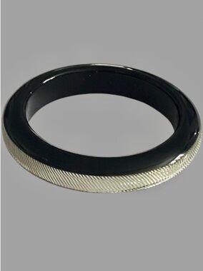 Pono by Joan Goodman Black & Silver Bangle Bracelet Signed Lucite Black & Silver